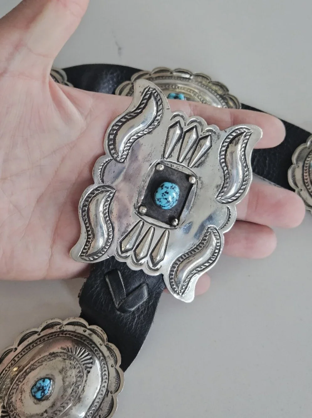 Vintage Navajo Kingman Turquoise Accent Sterling Silver Concho Leather Belt 41